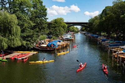 Self-Guided Kayak Adventure In Central Stockholm (Two-man kayak) - Gear and Setup: What’s Included (and What You’ll Want to Bring)