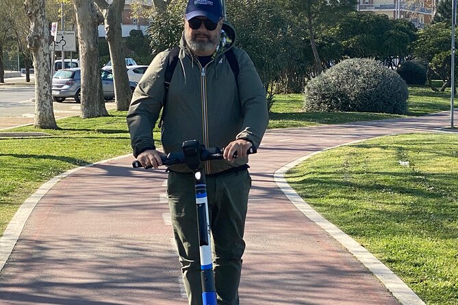 Self-guided panoramic eco tour of Pescara by e-scooter or bike - Stop 4: Pineta Dannunziana (Pineta D’Avalos / Parco D’Avalos) for a Nature Break