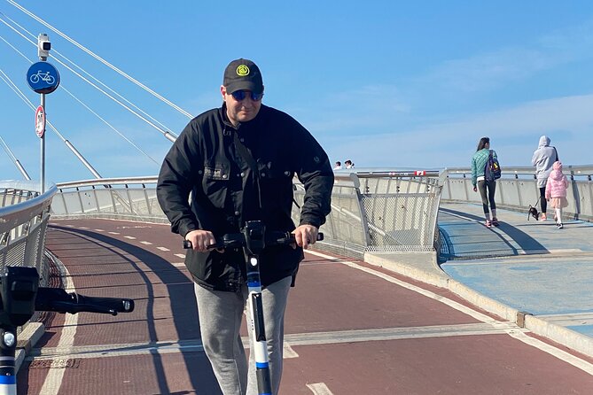 Self-guided panoramic eco tour of Pescara by e-scooter or bike - Pescara Vecchia Viewpoint and D’Annunzio’s Birthplace Connection