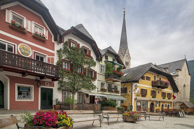Self-Guided Private Tour of Hallstatt. Best photo-points, panoramic views, cafes - Ossuary and Maria on Berg: the emotional stop (and optional tickets)