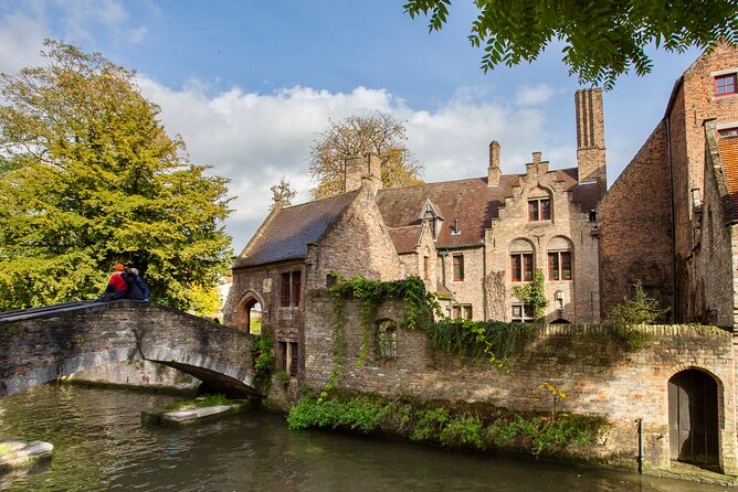 Self-Guided Secrets Tour - Explore Bruges & Miss nothing - Stop 2: De Halve Maan Brewery (classic Bruges beer + a rooftop payoff)