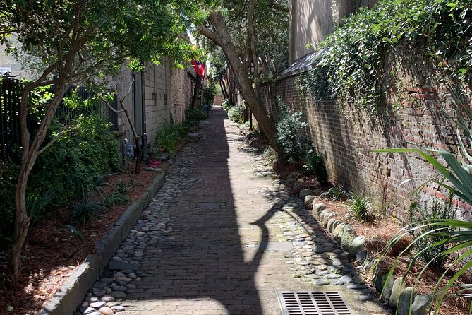 Self-Guided "The French Quarter Charleston" Solo Walking Tour - The Pirate Tavern / Law Firm / Gallery Story: A Stop That Feels Like Charleston