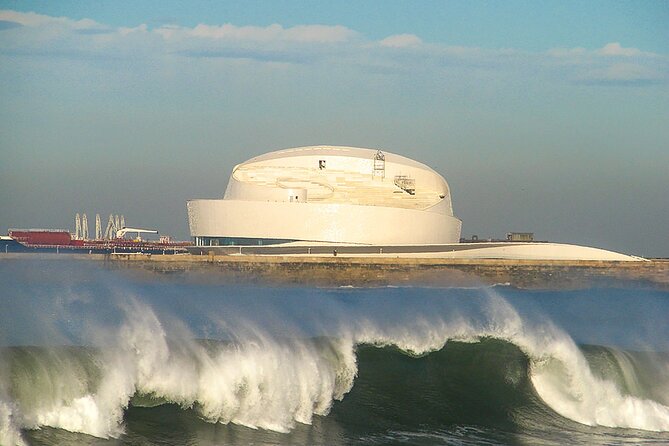 Self-guided tour Bike + Surf - Soundwich lunch in City Park: Portuguese food with chef energy