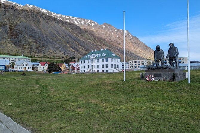 Self-Guided Tour of Ísafjörður: Art, History, and Architecture - Ísafjarðarkirkja: A Church Built From Local Story