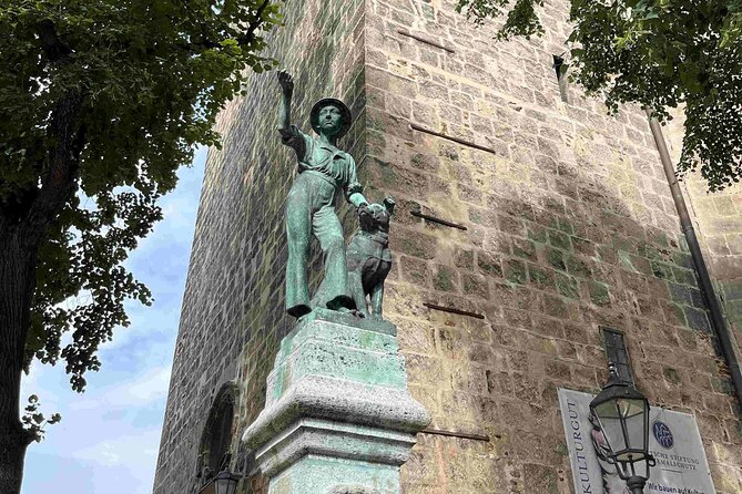 Self-Guided Walk Around Quedlinburg's Timber-Framed Houses - Henry I’s discovery moment and St. Servatius Cathedral