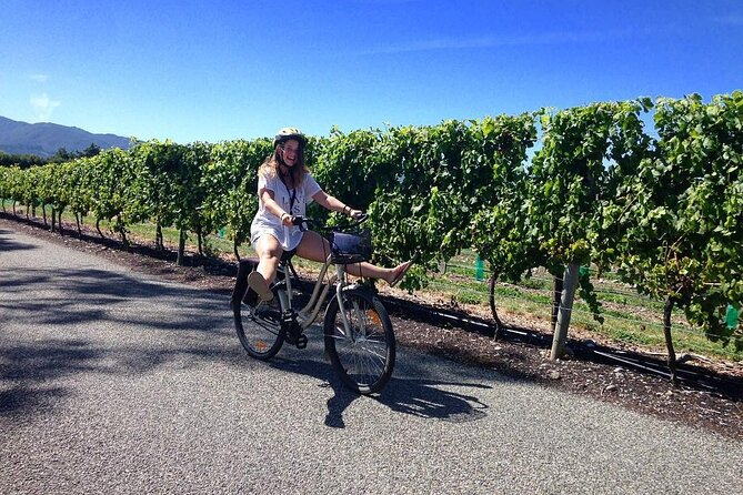 Self-Guided Wine Tours by Bike with Lorelle & Greg - Riding Between Cellar Doors Without Turning It Into a Checklist