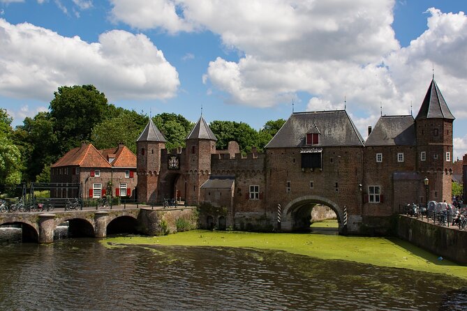 Selfguided Escape Tour Amersfoort. Find the secret exit and win! - Key highlights at a glance