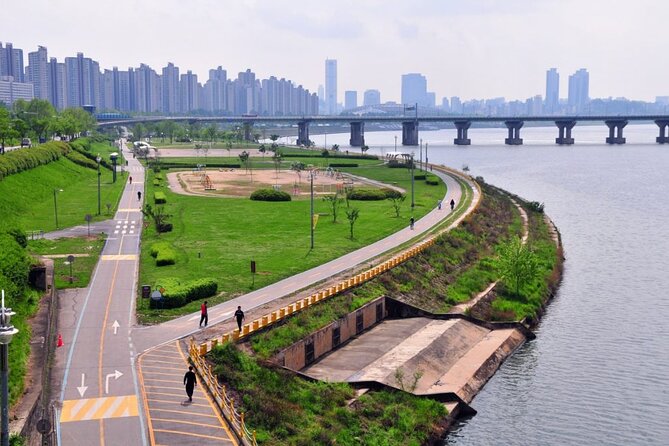 Seoul Self-Guided Audio Tour - Design, Art, and Instagram Seoul: DDP, Starfield Library, Leeum