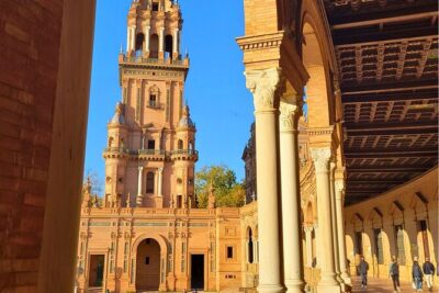 Seville Cathedral and La Giralda Entry Ticket with Audio Guide - La Giralda climb: the bell tower views you came for