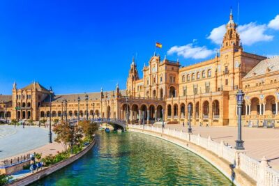 Seville Scavenger Hunt and Highlights Self Guided Audio Tour - The 4km clue trail: why this format feels like real sightseeing