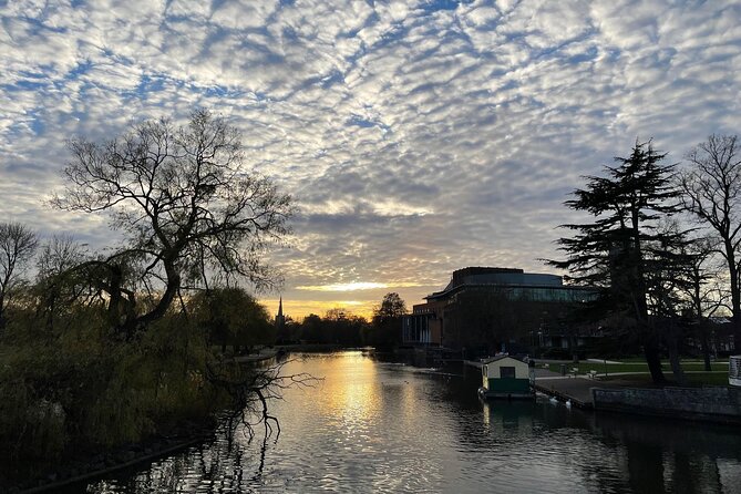Shakespeare’s Stratford-Upon-Avon: A Self-Guided Audio Tour - Clopton Bridge: history, plus the “what if” behind great art