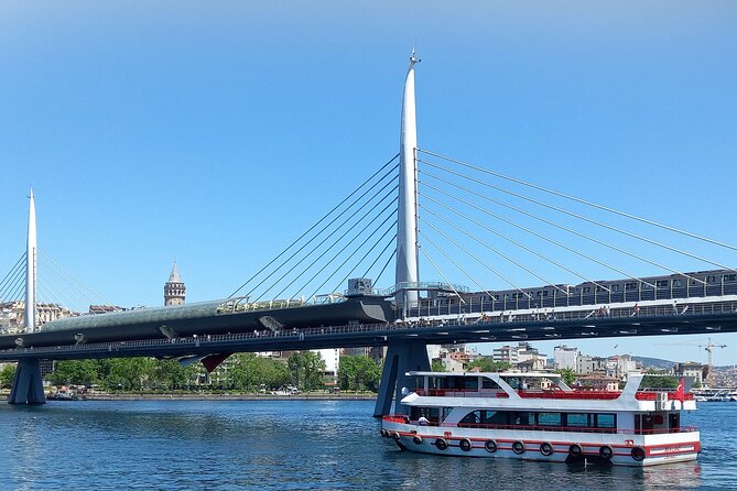 Short Bosphorus Cruise Tour With Hotel Pickup And Audio Guide - On-board comfort: Wi‑Fi, restroom, coffee, and where warmth actually is