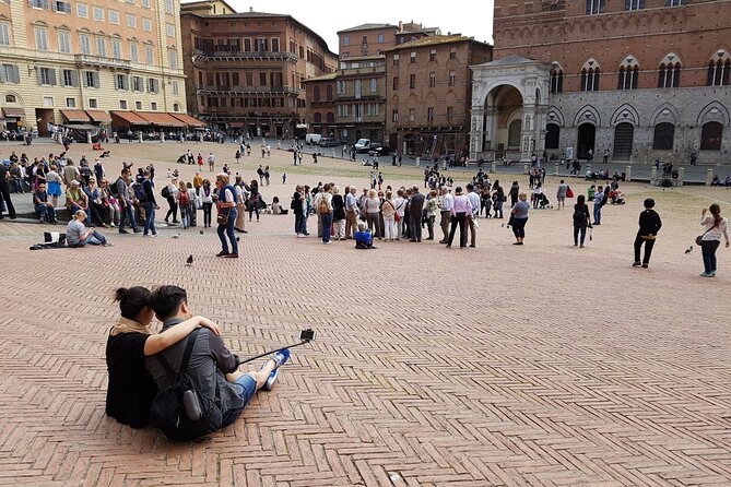 Siena Scavenger Hunt and Highlights Self Guided Audio Tour - Who this Siena scavenger hunt is best for