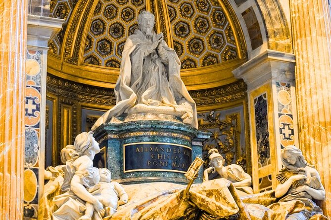 Skip the Line St Peter Basilica Papal Tomb Audio Guide with Water - Digital Audio Guide: Helpful Prompts, Optional Level of Use