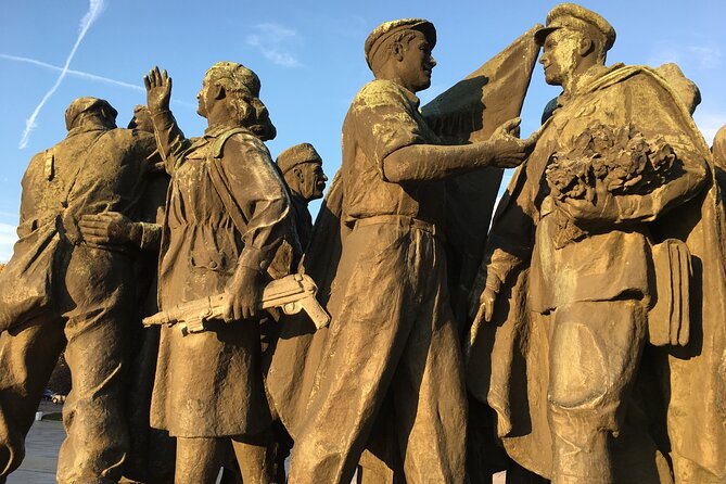 Sofia Under Communism: Self-Guided Puzzle Quest - National Art Gallery and National Assembly: Art and Authority Together