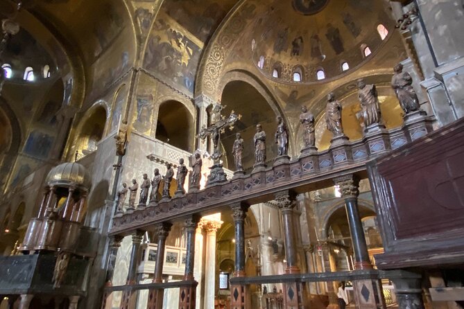 St. Mark's Cathedral Priority Guided Tour & History Gallery - The Venice Gallery + VR journey before the church