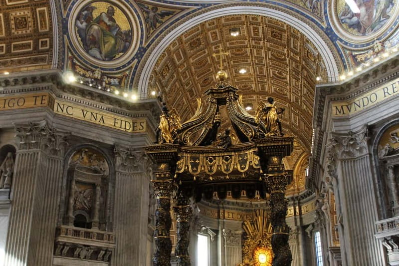 St. Peter's Basilica: Hosted Entrance & Digital Audioguide - Quick hits before you go