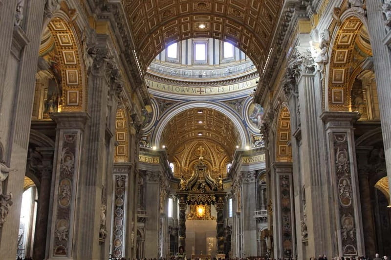 St. Peter's Basilica: Hosted Entrance & Digital Audioguide - Hosted Entrance Starts at Café Leonina