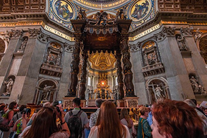 St. Peter’s Basilica: Self-guided Audio Tour on your Phone (without ticket) - St. Peter’s Statue, Bernini’s Baldachin, and What to Notice