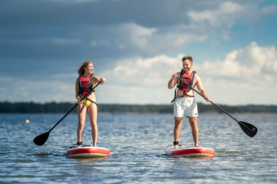 Stockholm: City Highlights Self-Guided SUP Tour - City Hall and Old Town from the water: the viewpoint advantage