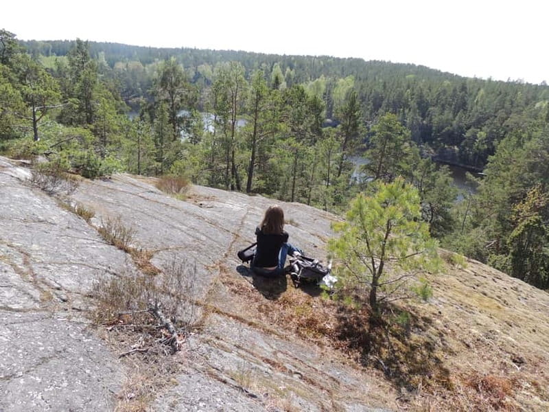 Stockholm: Self-Guided hiking in beautiful nature - What to expect on the trail: pace, quiet, and the lake rhythm
