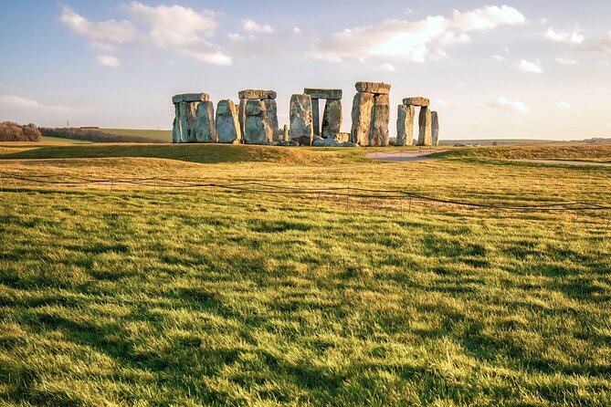 Stonehenge Private Immersive Audio Guide - Stop 2 on the Stonehenge Cursus: Neolithic Life in Plain English