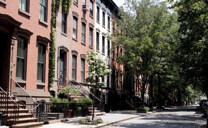 Stonewall and Gaslight: A Self-Guided Tour of Greenwich Village - Key things I’d plan around