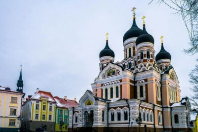 Tallinn Old Town: Food and History Self-Guided Walking Tour - Where the tour begins and ends (and why that matters)