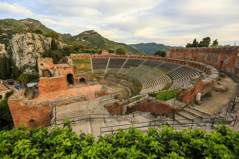Taormina: Ancient Theater Skip-the-Line Ticket & Audio Guide - Skip-the-line entry: how it works on arrival