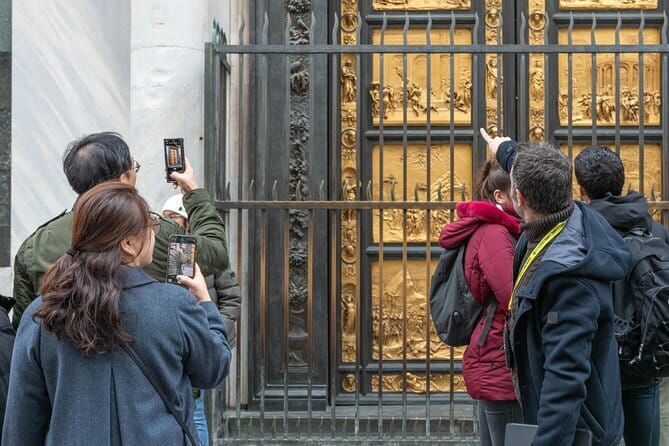 The Best of Florence Walking Tour with Audio Guide and Guide - What You Get in the Ticket: Guide, Headsets, Audio App, and Lunch Pairing