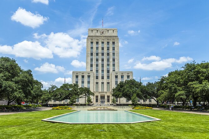The Best of Houston Self-Guided Driving Audio Tour - Offline audio and navigation: the app workflow that makes or breaks it