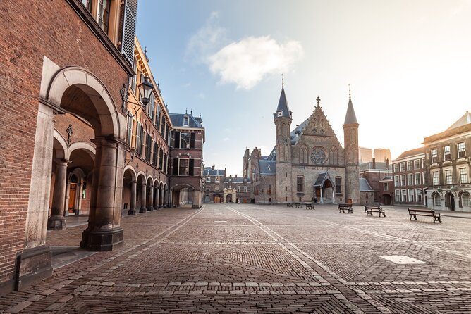 The Hague: City Walk Audio Guide in 7 Languages on your Phone - The Binnenhof and Ridderzaal: Where Dutch Politics Lives