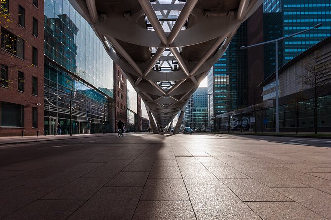 The Hague: City Walk Audio Guide in 7 Languages on your Phone - Shopping Passage: A Covered Break Between Big Sights