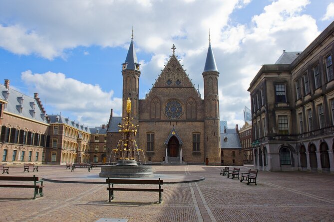 The Hague Scavenger Hunt and Highlights Self Guided Audio Tour - The Hague from the sidewalk: what this hunt actually feels like