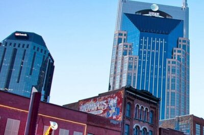 The Heart of Downtown Nashville: A Self-Guided Audio Tour - How the VoiceMap app navigation really works (and how to avoid headaches)