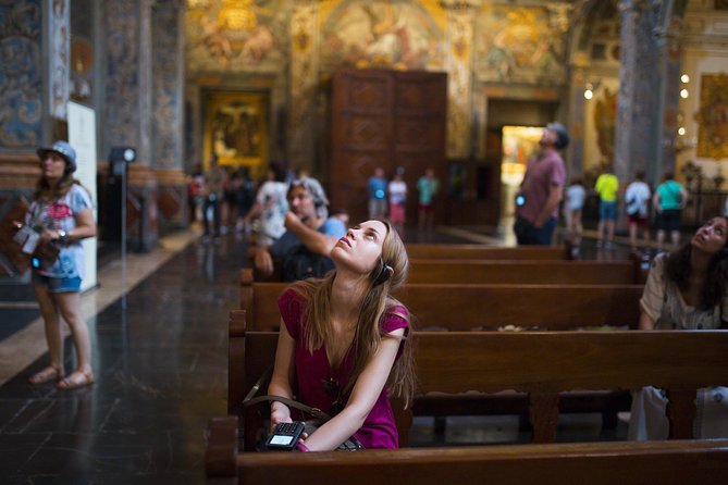 The Light of Saint Nicholas - What the church does best: frescoes you can follow