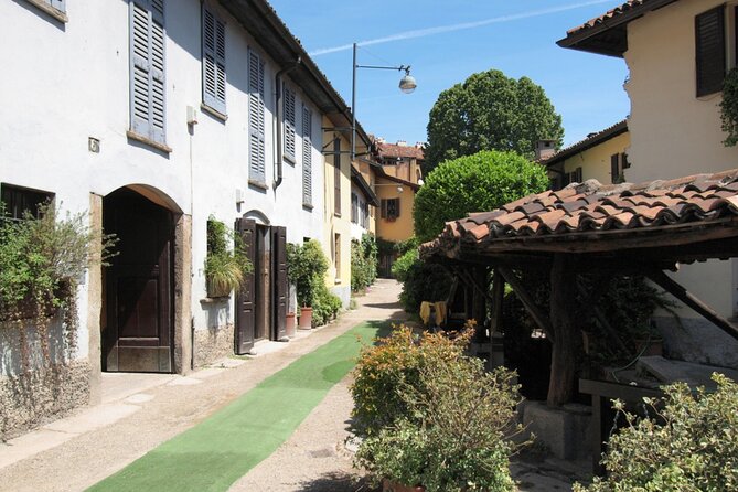 The Magic of Navigli: Self-Guided Puzzle Quest in Milan - Practical tips to make it smooth on your day