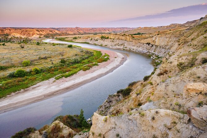 Theodore Roosevelt National Park Self-Guided Driving Audio Tour - Cannonball Concretions and the North Unit Visitor Center: Geology Plus Real Ranger Help