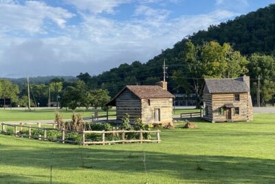 Ticket pass to the Great Smoky Mountains Heritage Center (Self-Guided Tour) - What You’ll See Inside the Two (Plus One Partly Offline) Galleries
