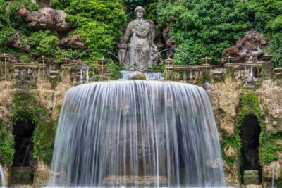 Tivoli: Villa D'Este & Villa Adriana Pass & App Audioguide - Villa d’Este: fountains, water lilies, and the garden-walk reality
