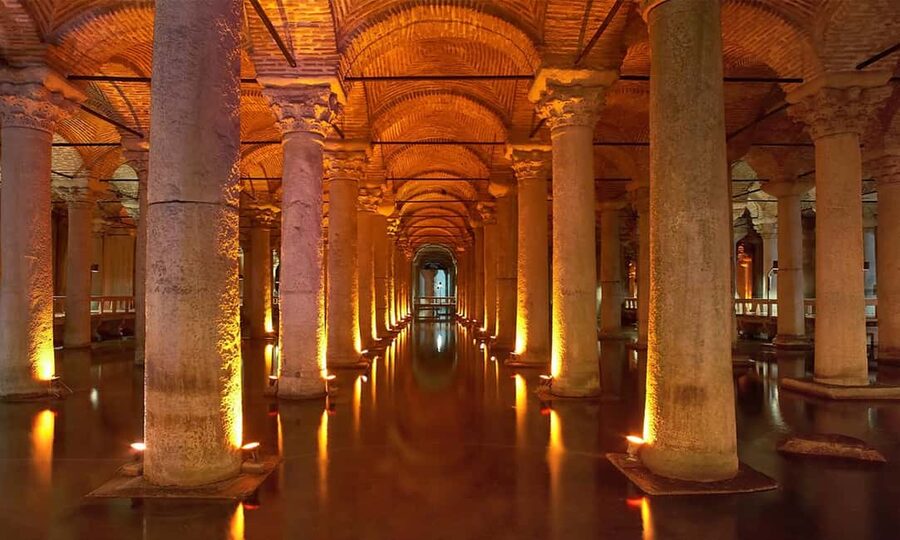 Topkapi Palace + Basilica Cistern Tickets & Audio Guide - Fast-track tickets: how your day in Sultanahmet actually flows