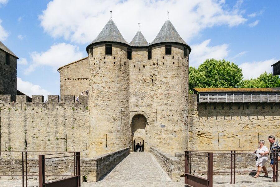 Toulouse: Carcassonne Day Trip by Coach with Audioguide - Coach to Carcassonne: Why this format works so well