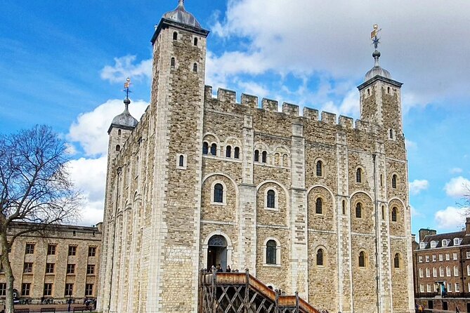 Tower of London Ticket with Audio Guide and Unlimited Entry Time - Fusilier Museum and the Royal Mint: Soldiers and Money