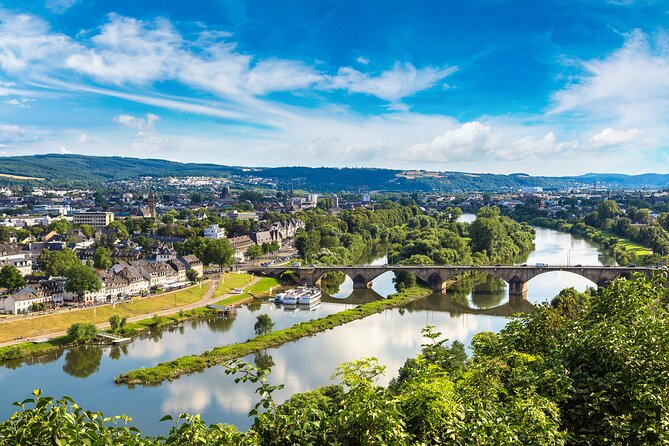 Trier: City Walk with Audio Guide in 7 Languages on your Phone - Trier Cathedral: the Holy Robe and why pilgrims come