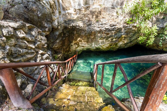 Tulum Mayan Ruins GPS Self-Guided Walking Audio Tour - Chultun water storage and a hurricane-warning temple
