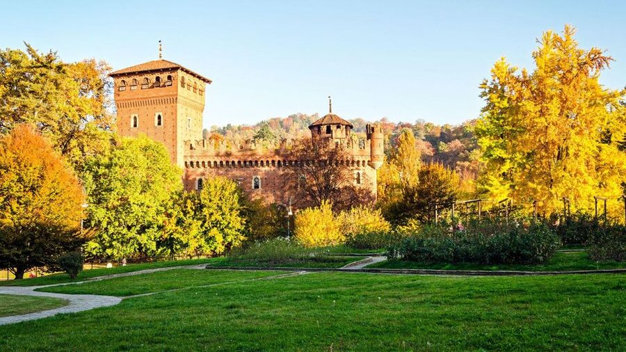 Turin Audioguide - TravelMate app for your smartphone - Piazza San Carlo + Polo Reale + Sabauda Gallery: style, royals, and the slow-burn