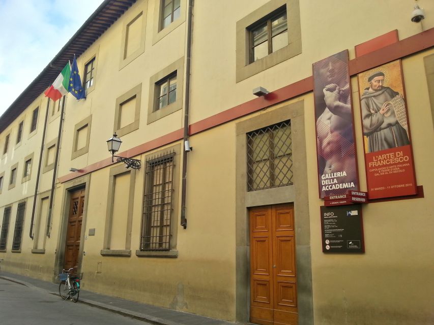 Uffizi and Accademia: Independent Visit with Audio Guide - Skip-the-line tickets for Accademia plus Uffizi