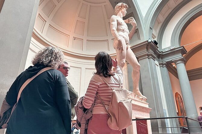 Uffizi Combined Ticket:UFFIZI, PITTI, BOBOLI & digital audioguide - Ticket pickup at Via degli Alfani: the one step you can’t skip
