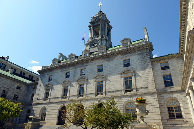 Ultimate Portland Self-Guided Driving GPS Audio Tour - Walnut Street to Fort Williams Park: forts, street names, and Civil War era landmarks