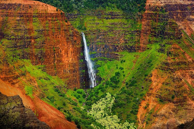 Ultimate Self-Guided Audio Driving Tour of Kauai (Na Pali, Waimea), Hawaii - Stop-by-stop: Kauai Visitors Bureau to Poipu Beach Park